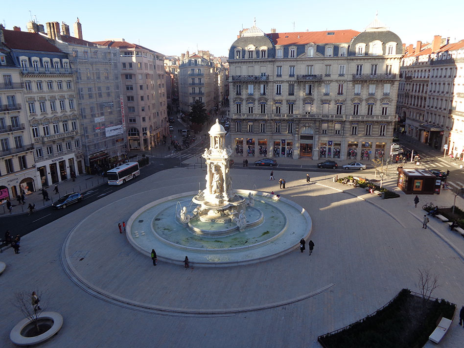 place des jacobins